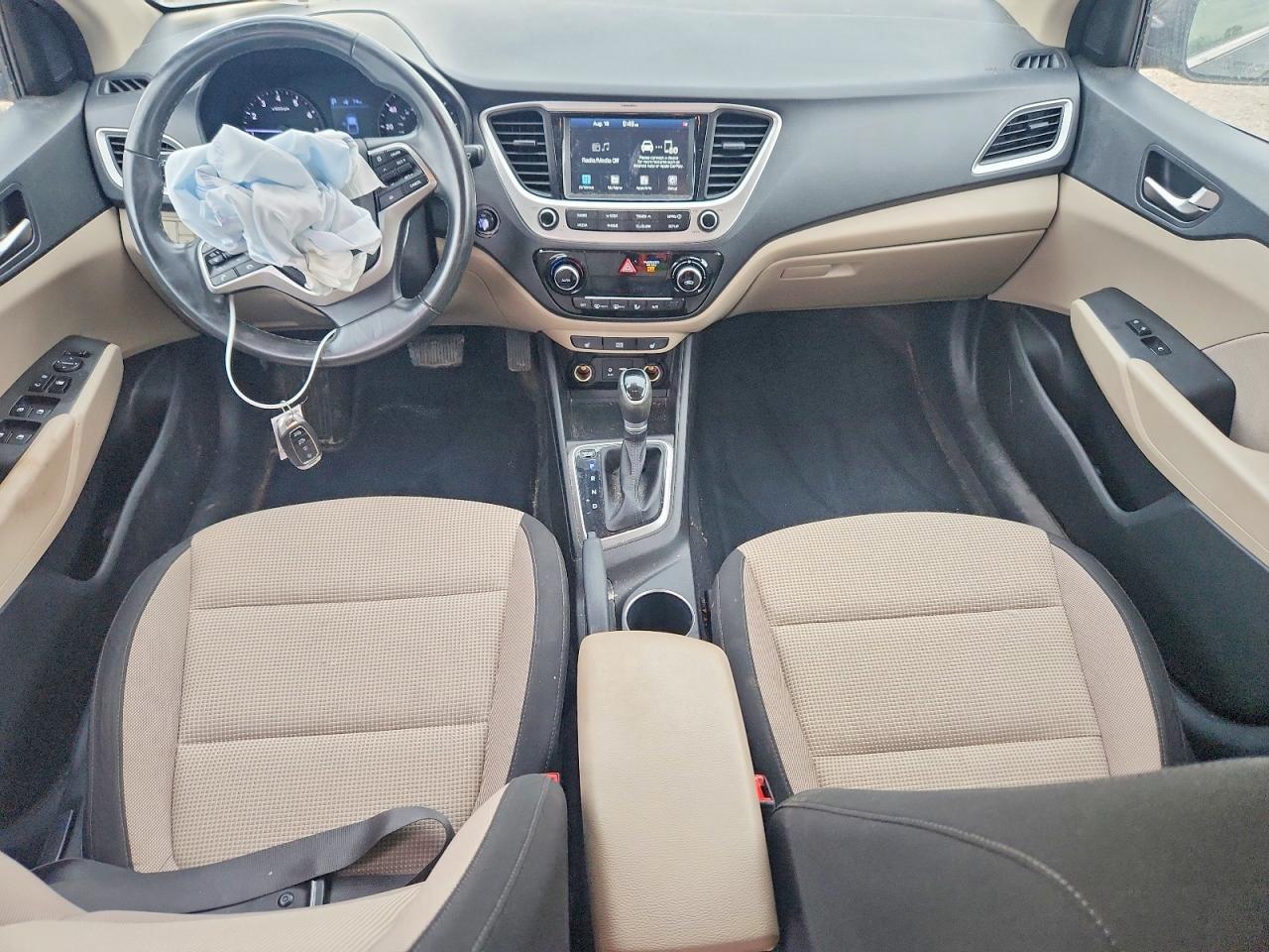 2022 Hyundai Accent Limited - zdjęcie 8