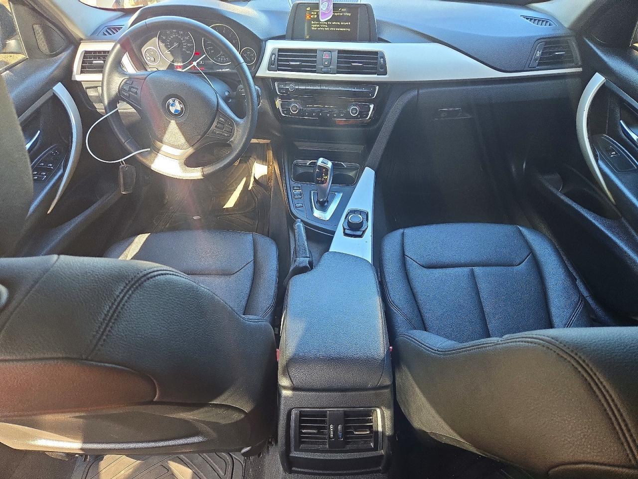 2016 BMW 320 I - zdjęcie 8