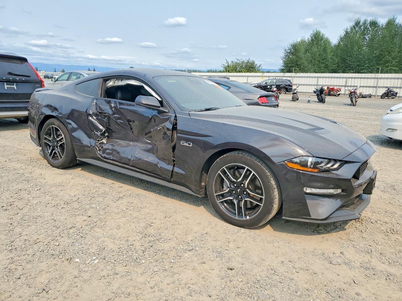 2022 Ford Mustang Gt - zdjęcie 4