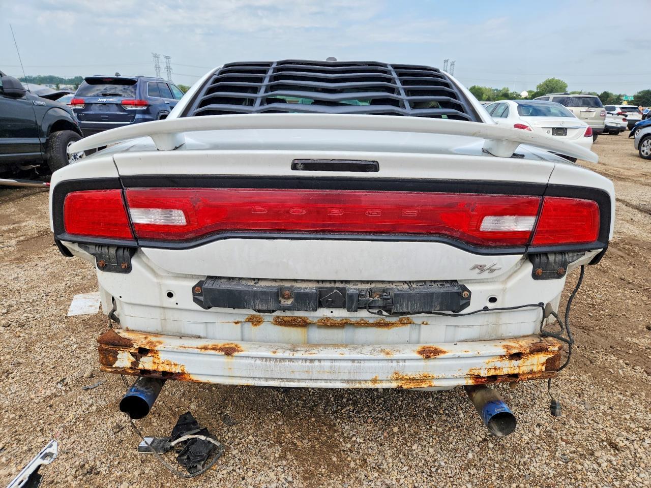 2014 Dodge Charger R - zdjęcie 6