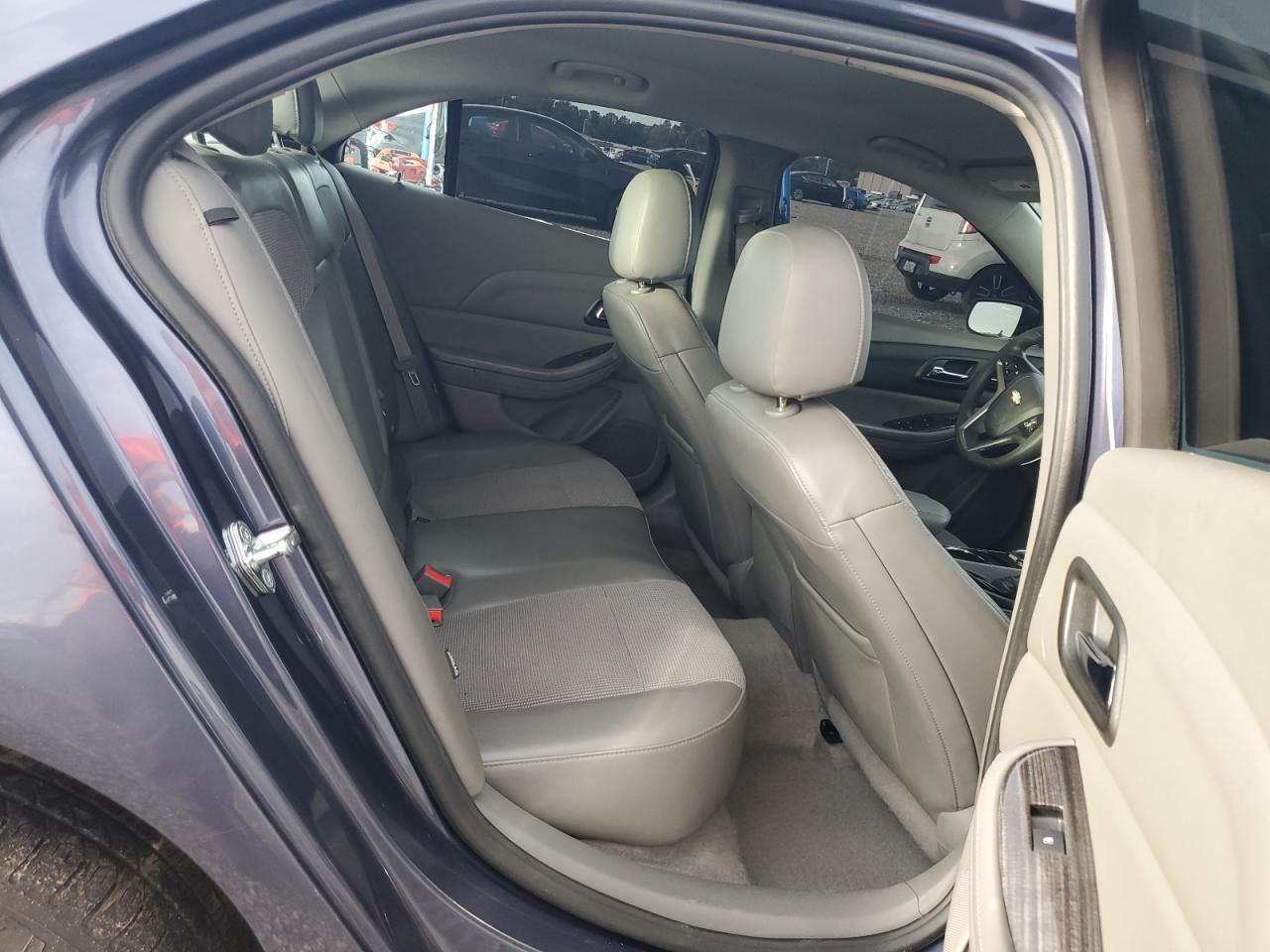 2015 Chevrolet Malibu 1Lt - zdjęcie 10
