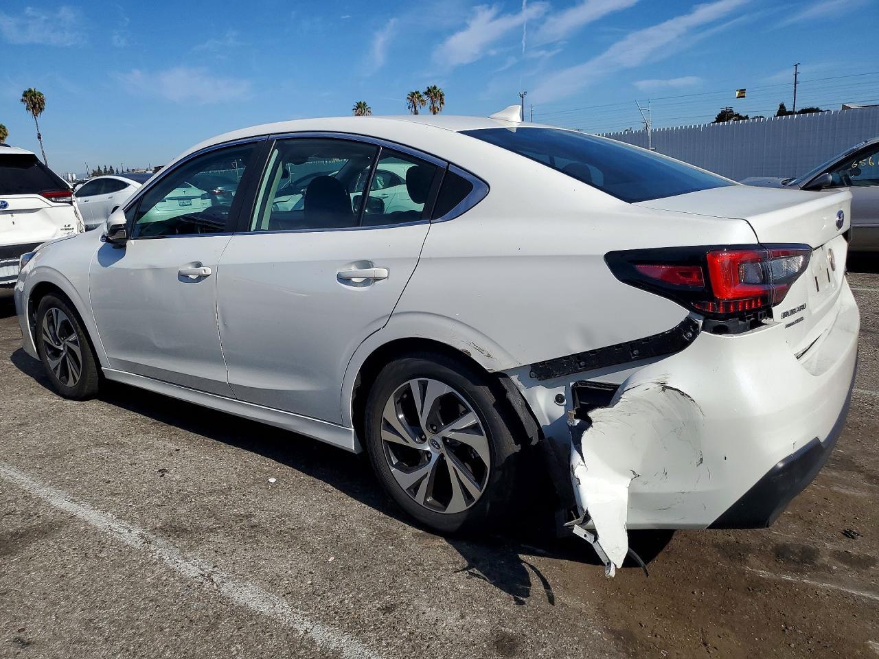 2022 Subaru Legacy Premium - zdjęcie 2