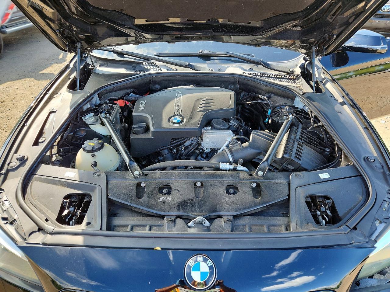 2016 BMW Seria 5 528i - zdjęcie 11
