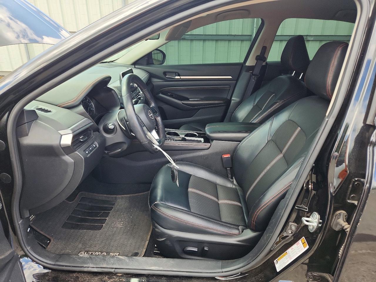 2023 Nissan Altima Sr - zdjęcie 7