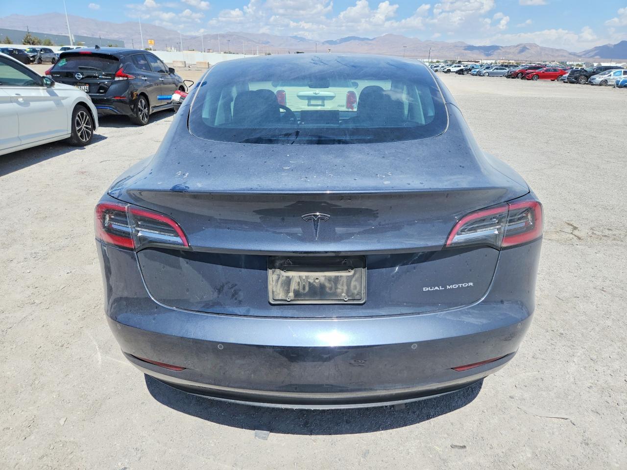 2022 Tesla Model 3 - zdjęcie 6