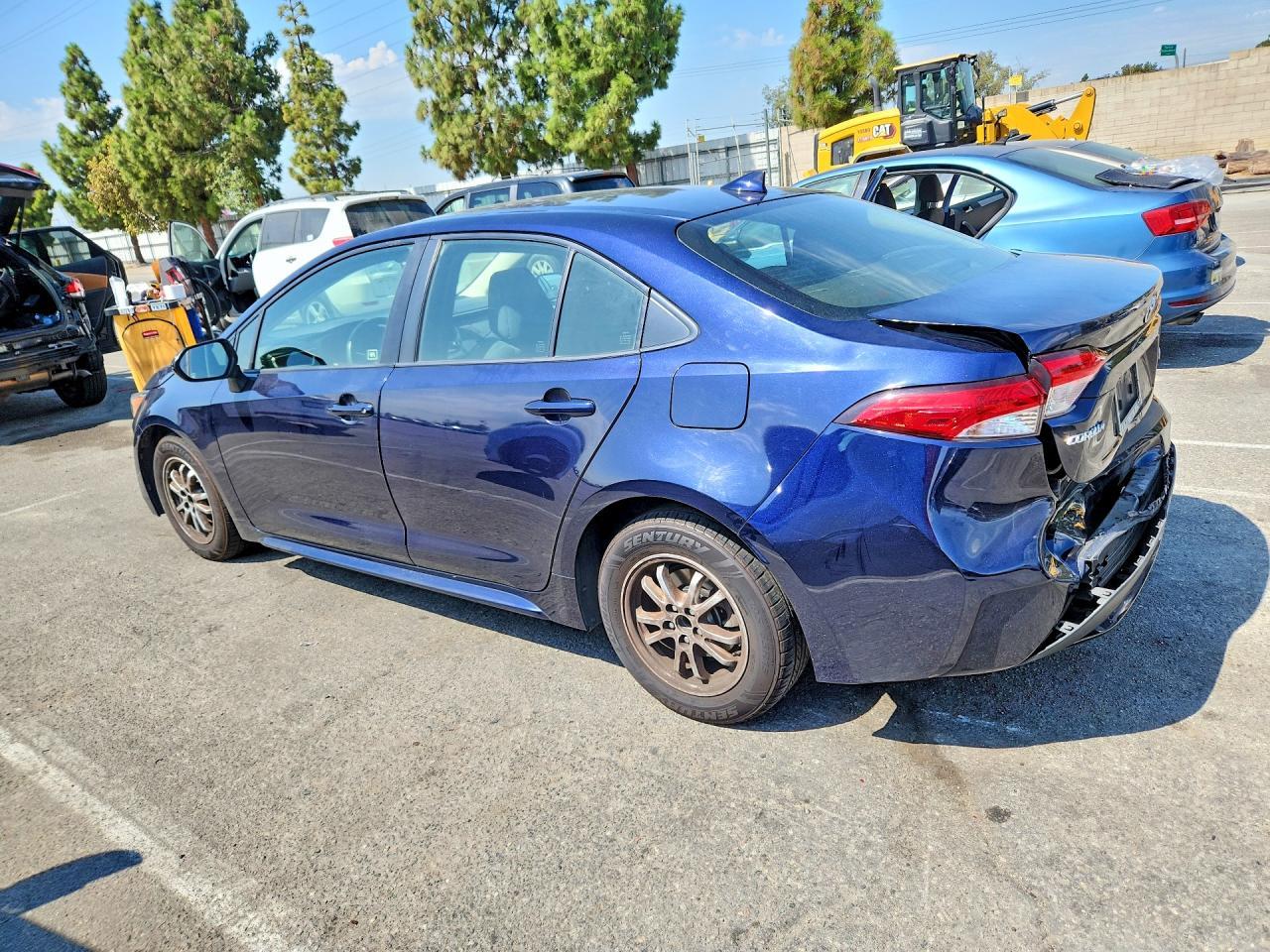 2022 Toyota Corolla Le - zdjęcie 2