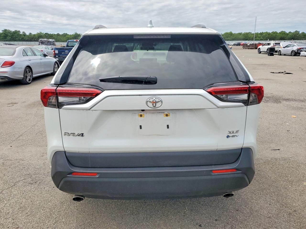 2025 Toyota Rav4 Xle Premium - zdjęcie 6