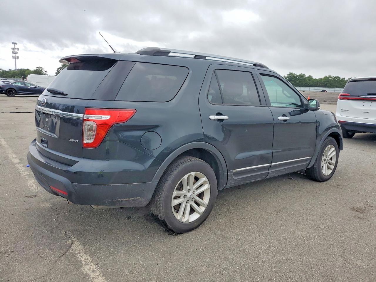 2014 Ford Explorer Xlt - zdjęcie 3