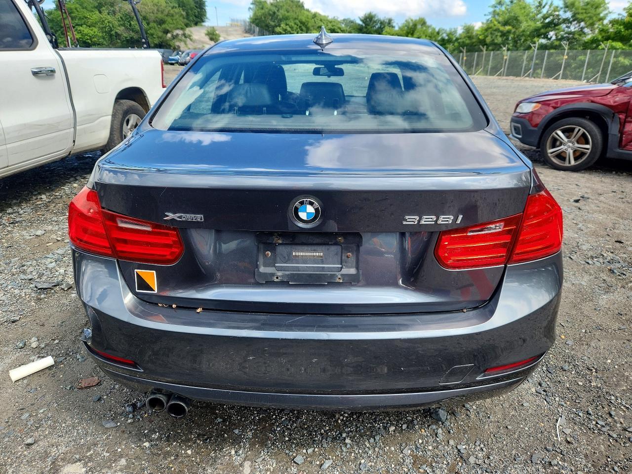 2013 BMW Seria 3 328i - zdjęcie 6