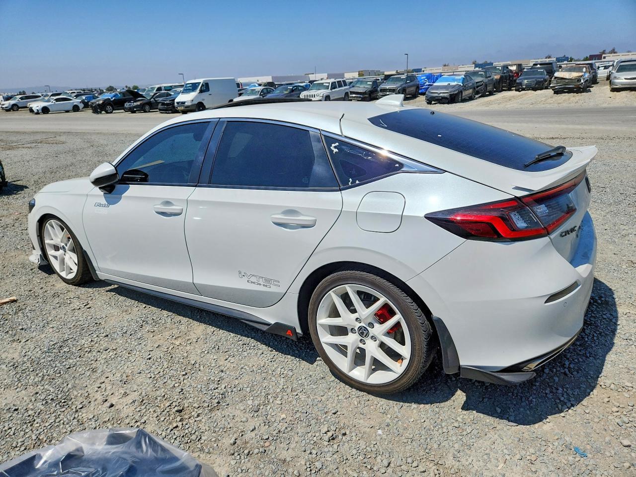 2024 Honda Civic Sport Touring - zdjęcie 2