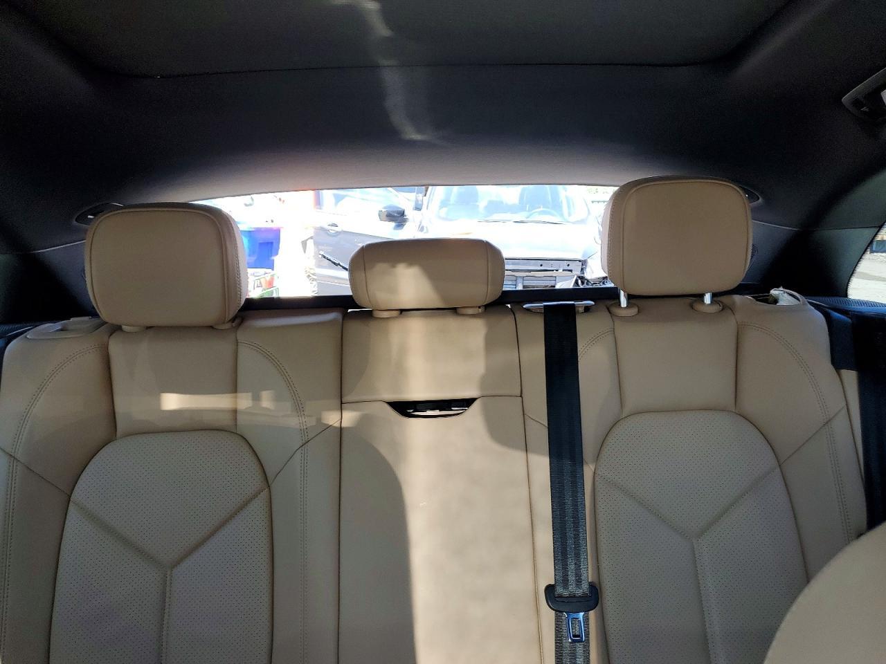 2021 Porsche Macan - zdjęcie 10