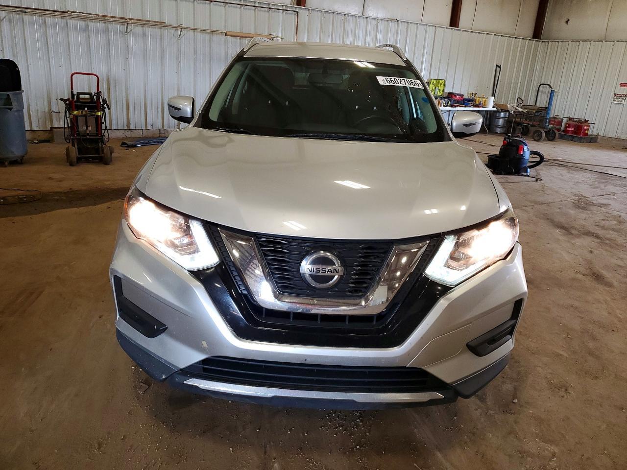 2018 Nissan Rogue Sv - zdjęcie 5