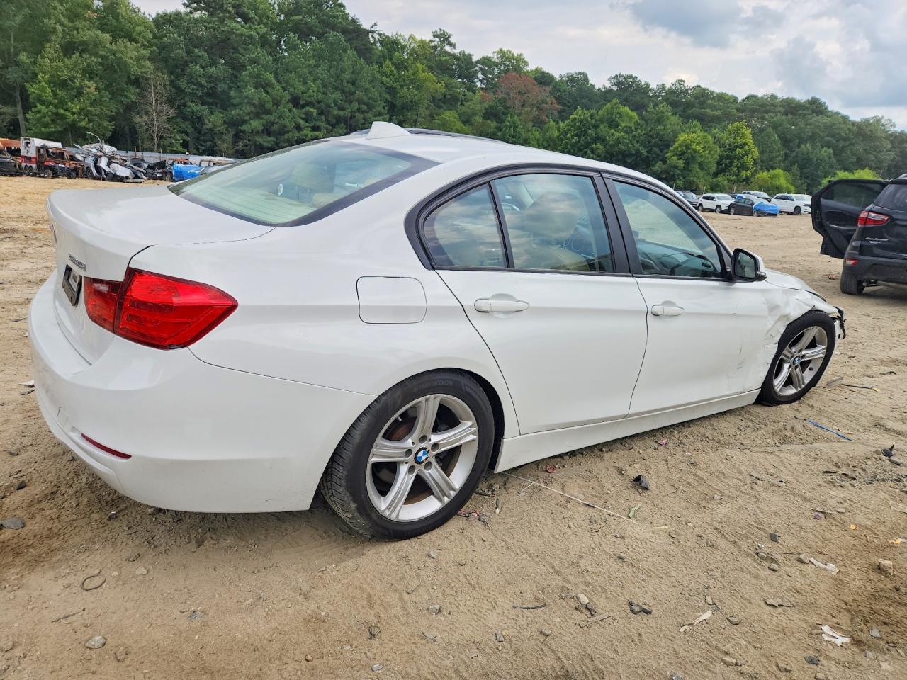 2013 BMW Seria 3 328i - zdjęcie 3