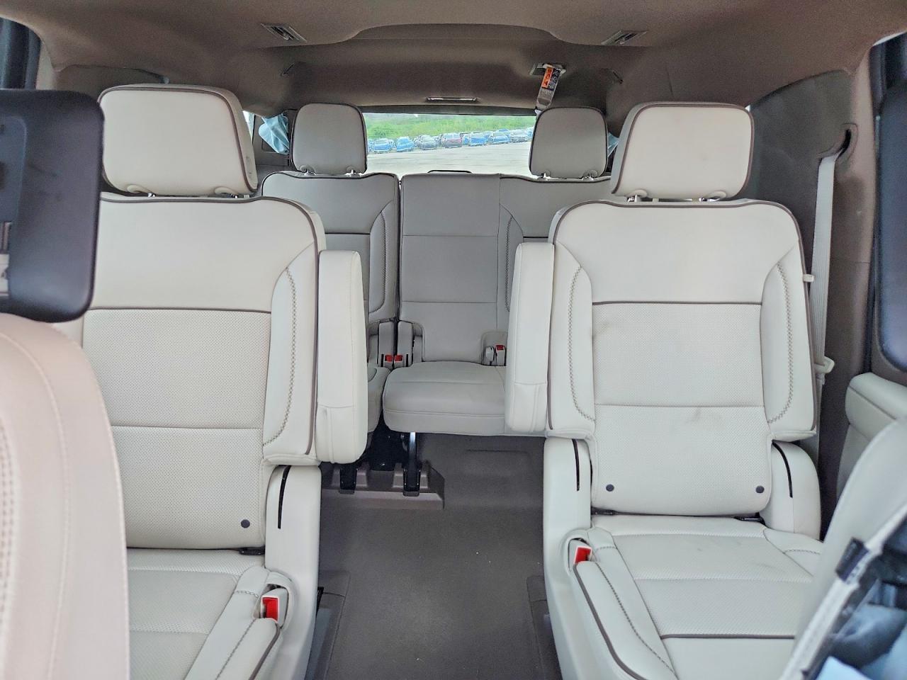 2025 GMC Yukon Xl Denali - zdjęcie 10