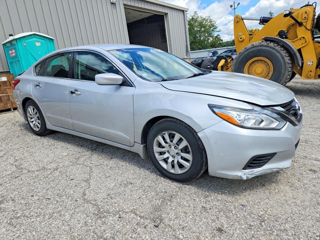 2017 Nissan Altima 2.5 S - zdjęcie 4