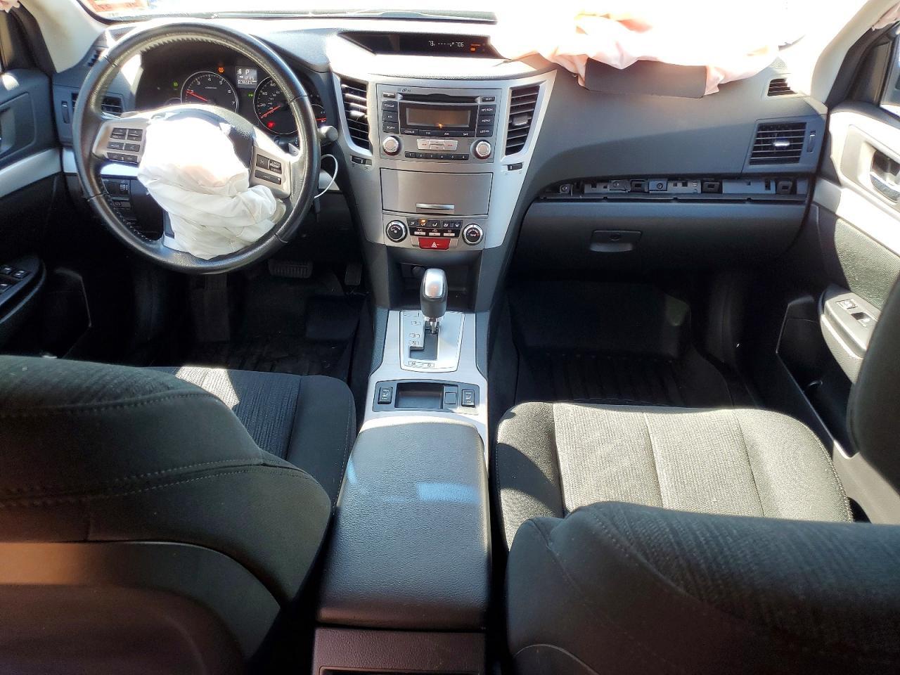2013 Subaru Outback 2.5I Premium - zdjęcie 8