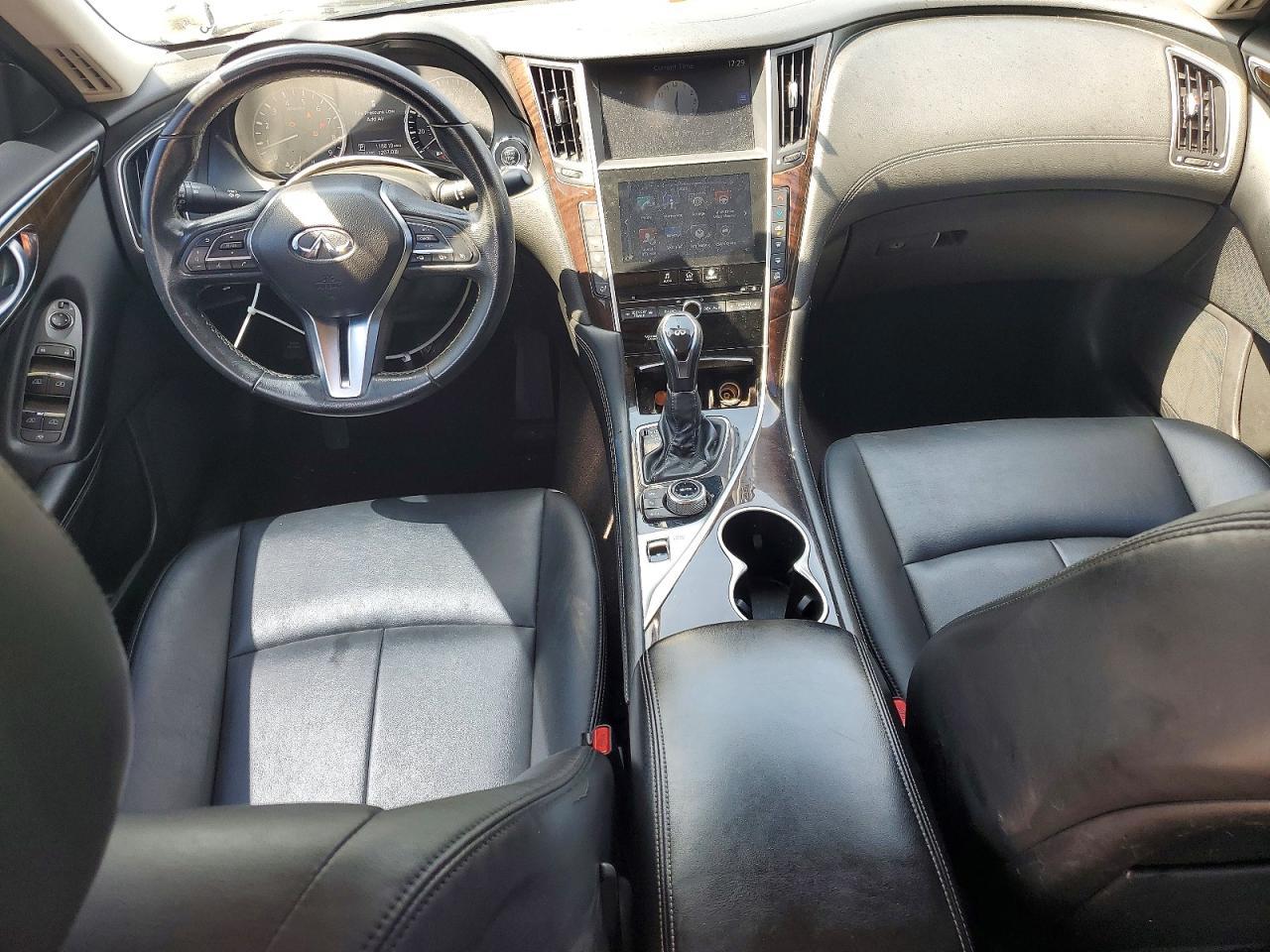 2018 Infiniti Q50 3.0T Luxe - zdjęcie 8