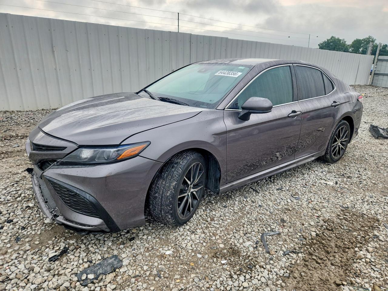 2021 Toyota Camry Se - zdjęcie główne