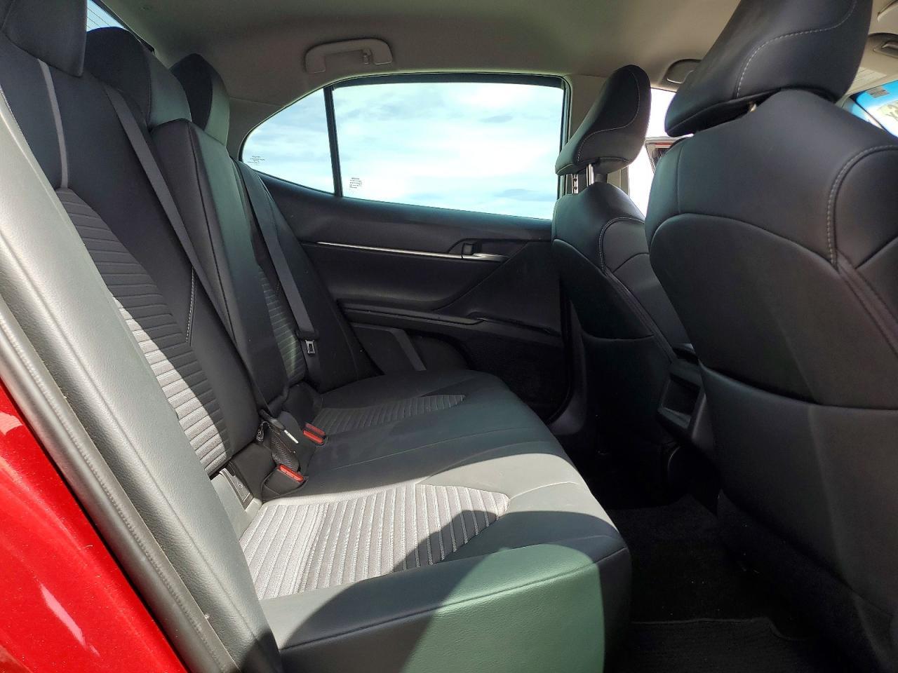 2018 Toyota Camry Se - zdjęcie 10