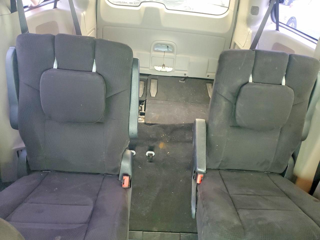 2016 Dodge Grand Caravan Se - zdjęcie 10