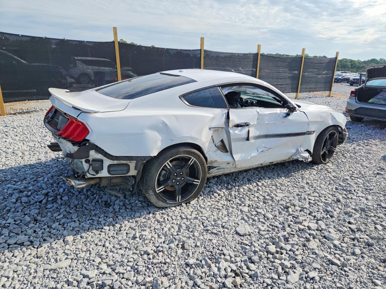2019 Ford Mustang Gt - zdjęcie 3