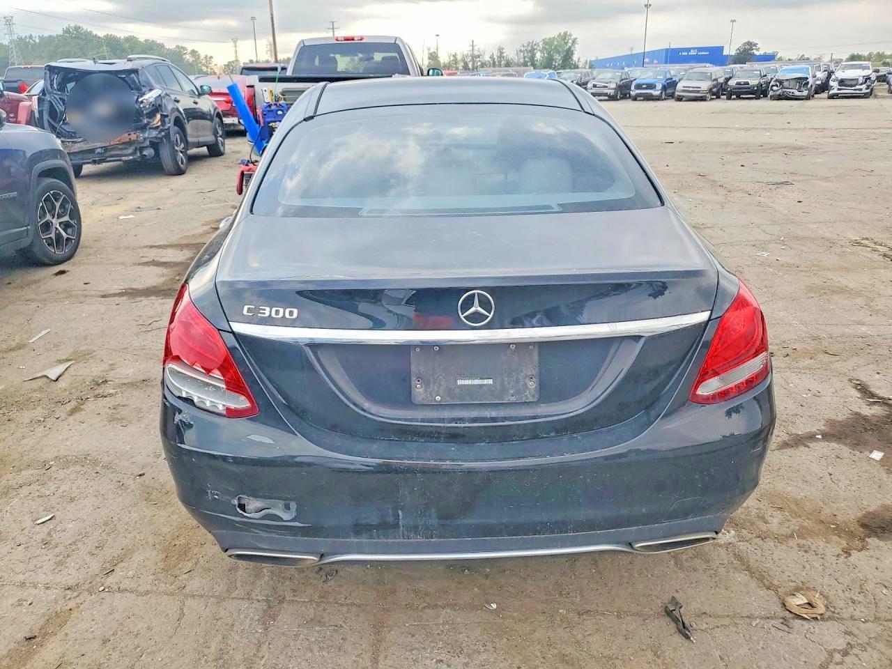 2018 Mercedes-Benz C 300 - zdjęcie 6