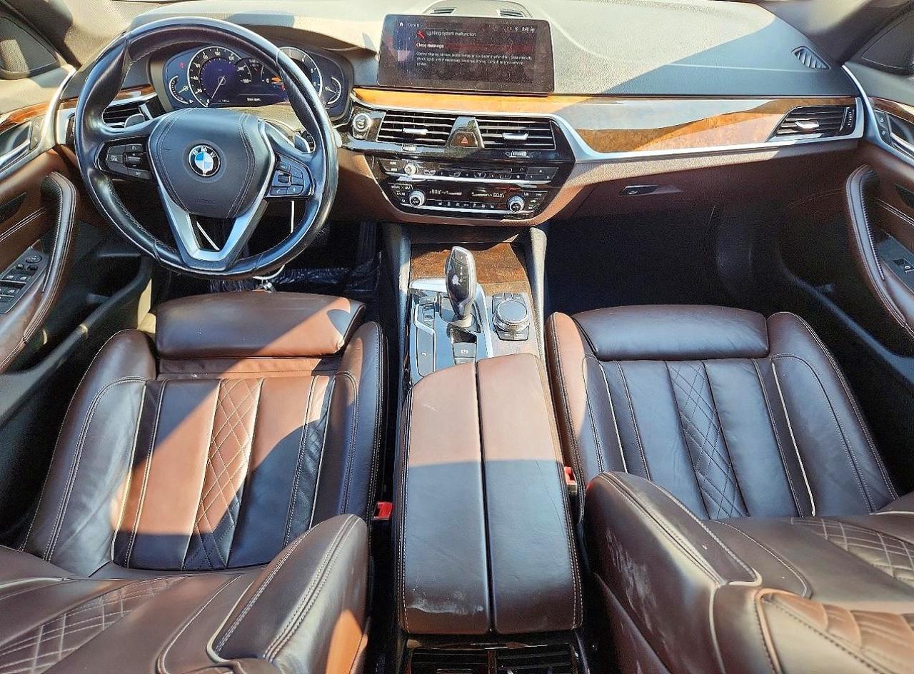 2017 BMW 530 I - zdjęcie 8