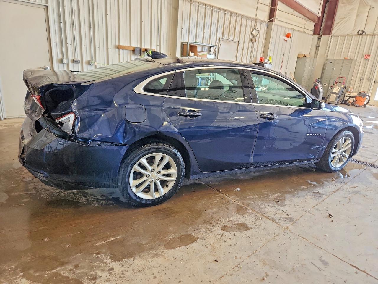 2017 Chevrolet Malibu Lt - zdjęcie 3