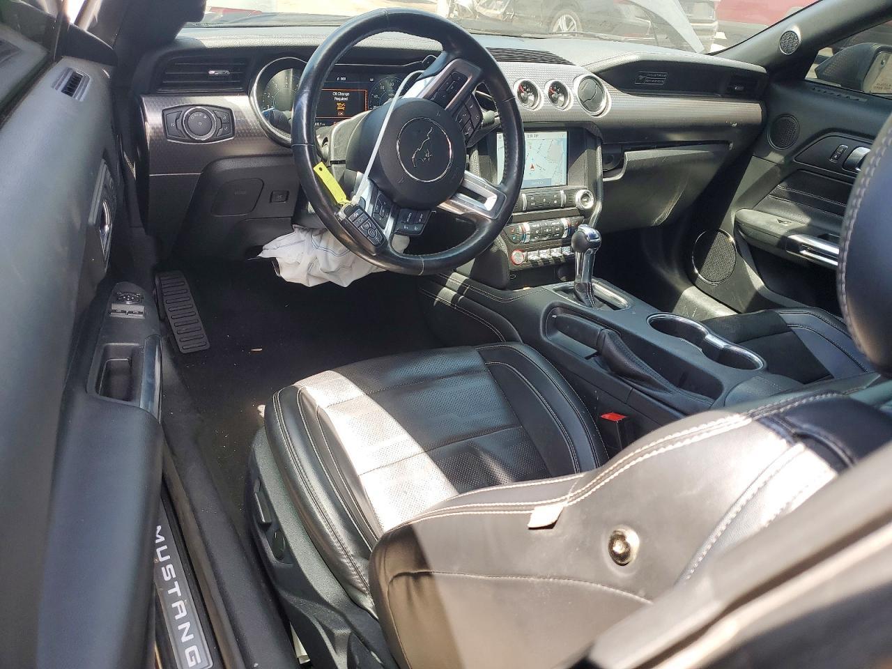 2020 Ford Mustang Gt - zdjęcie 8