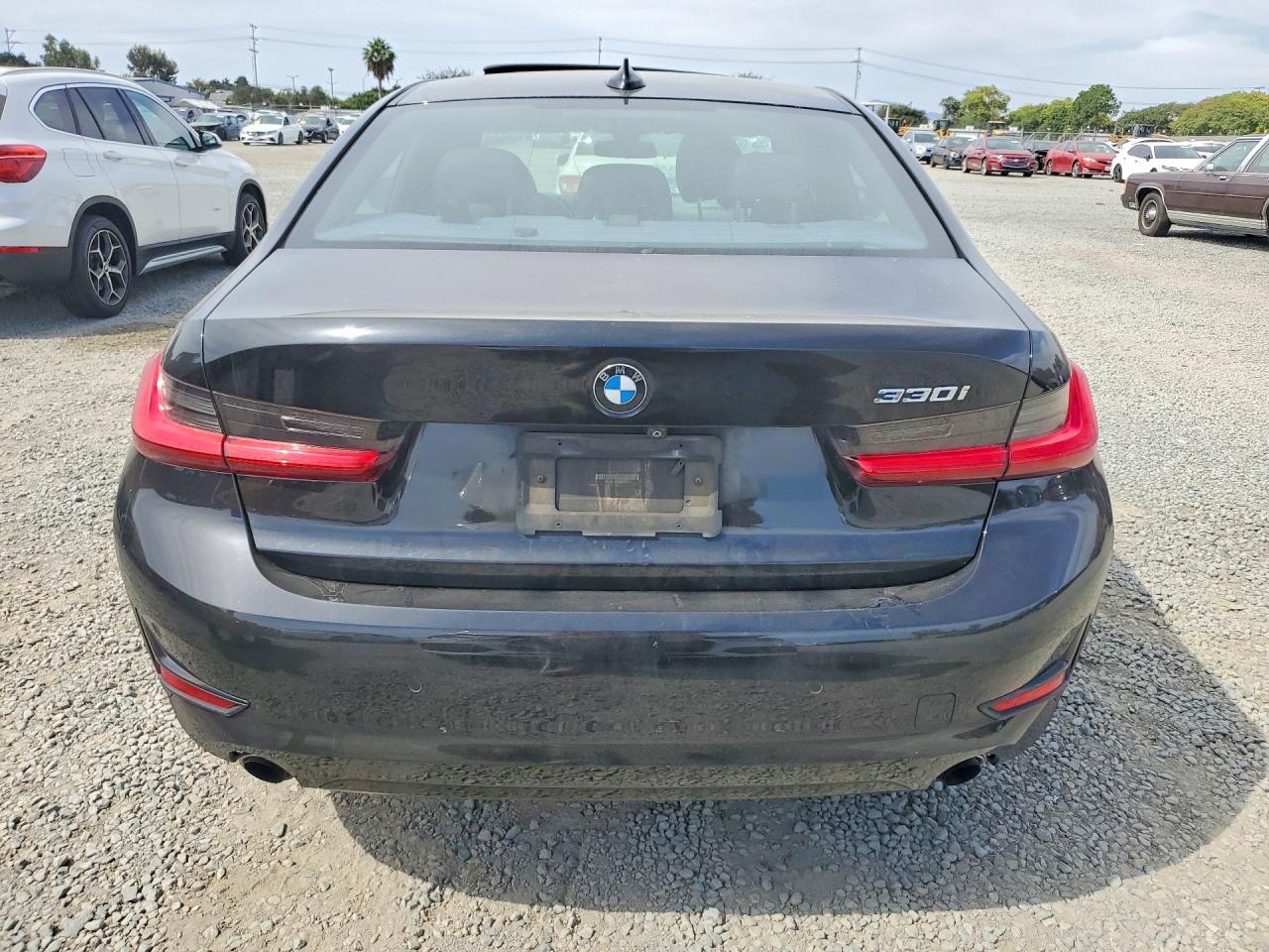 2019 BMW 330I - zdjęcie 6