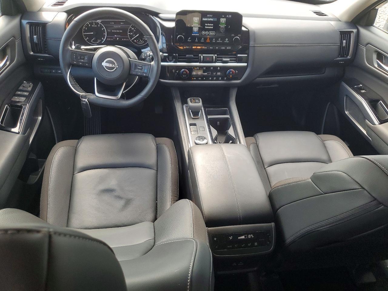 2025 Nissan Pathfinder Sl - zdjęcie 8