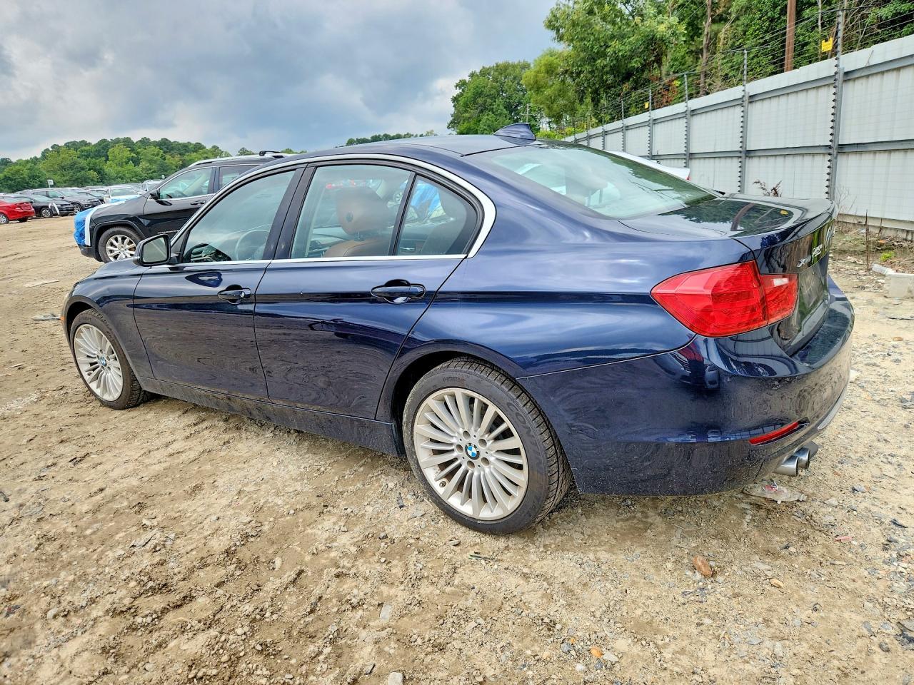 2015 BMW Seria 3 328i - zdjęcie 2