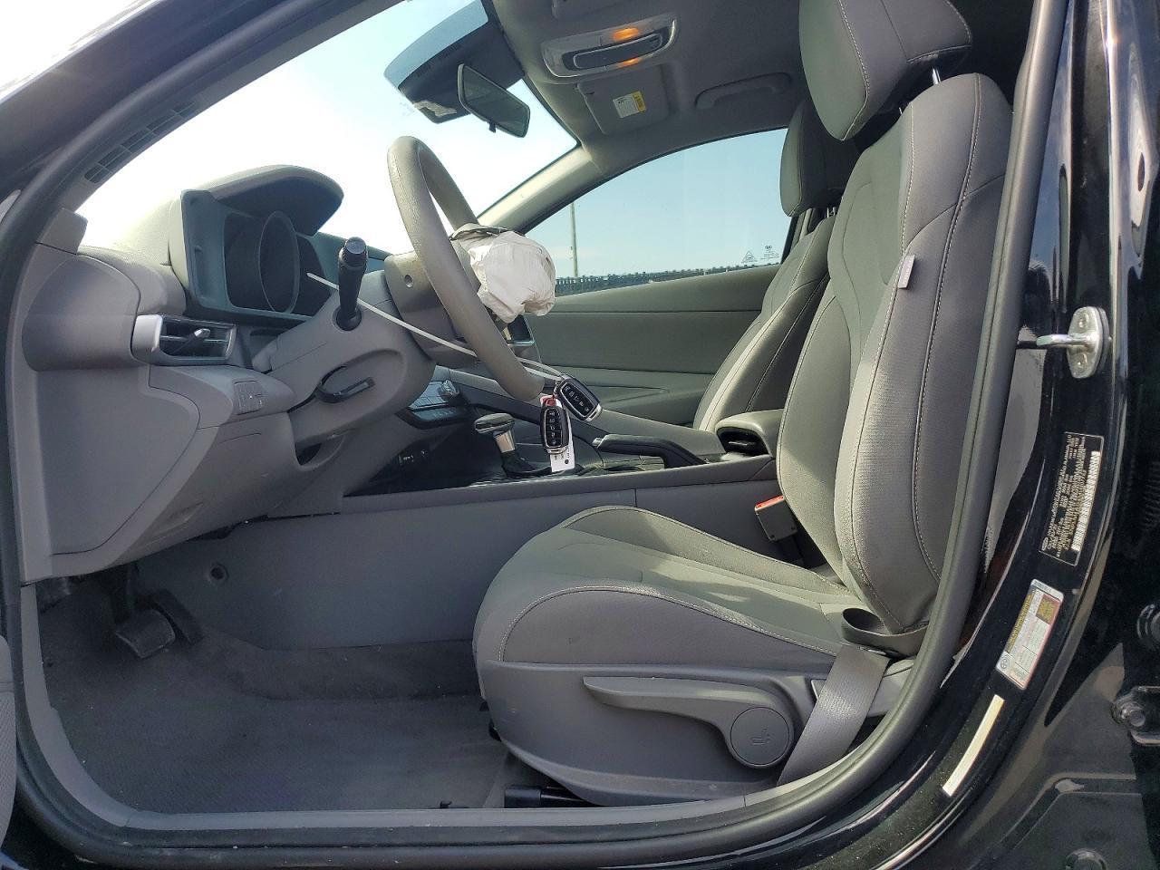 2021 Hyundai Elantra Sel - zdjęcie 7