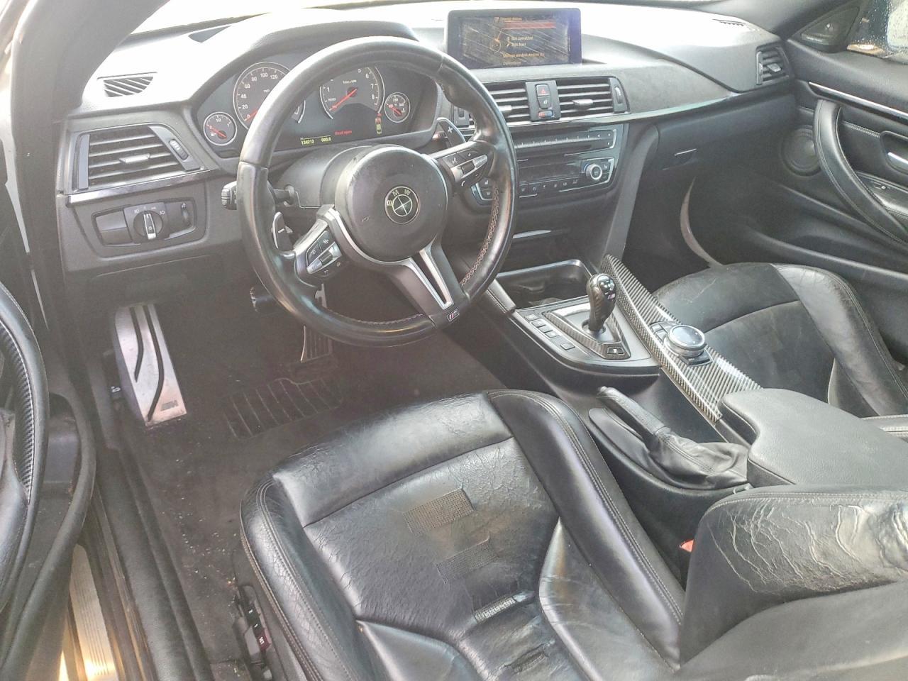 2015 BMW M4 - zdjęcie 8