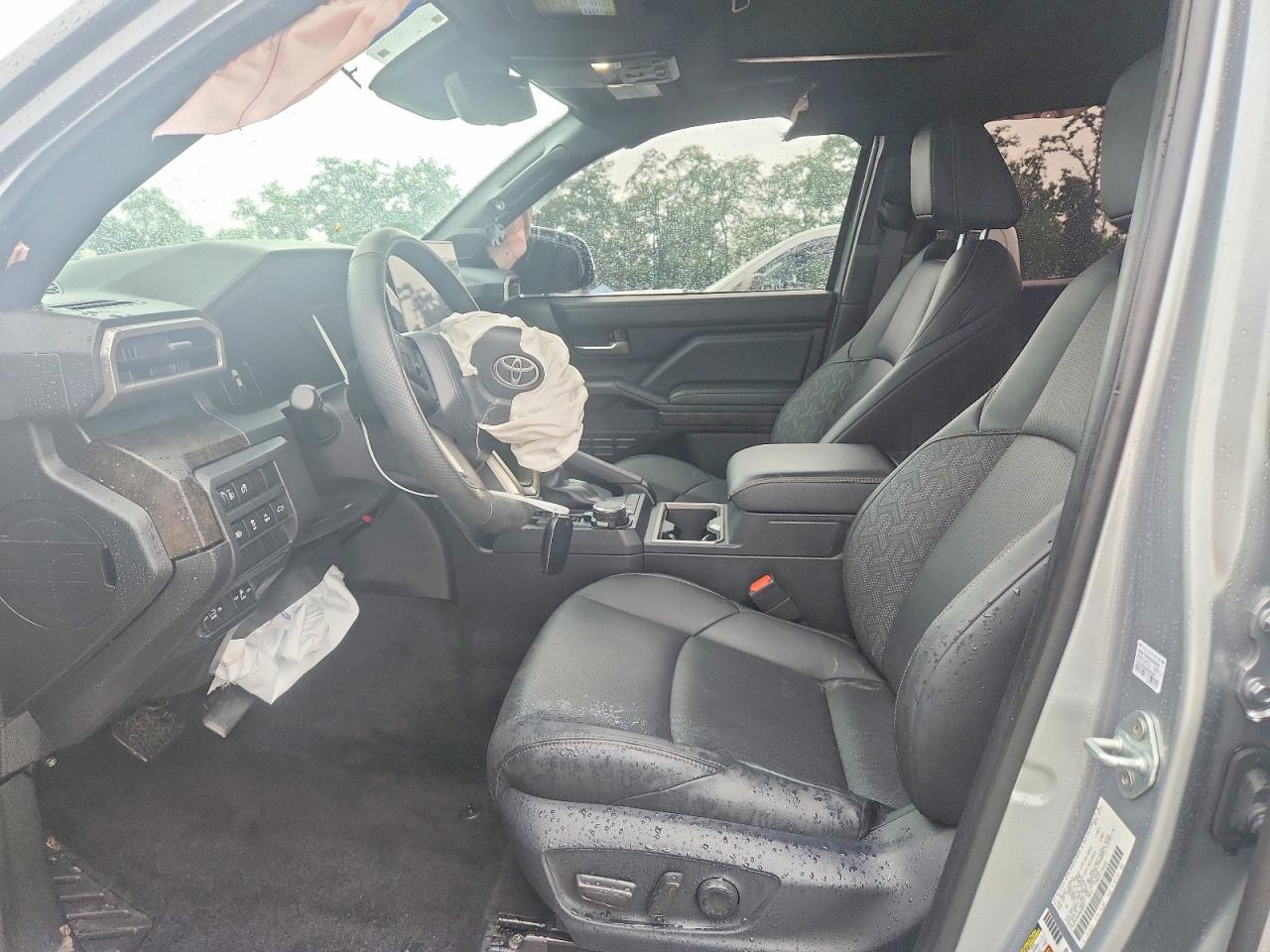 2024 Toyota Tacoma Limited - zdjęcie 7