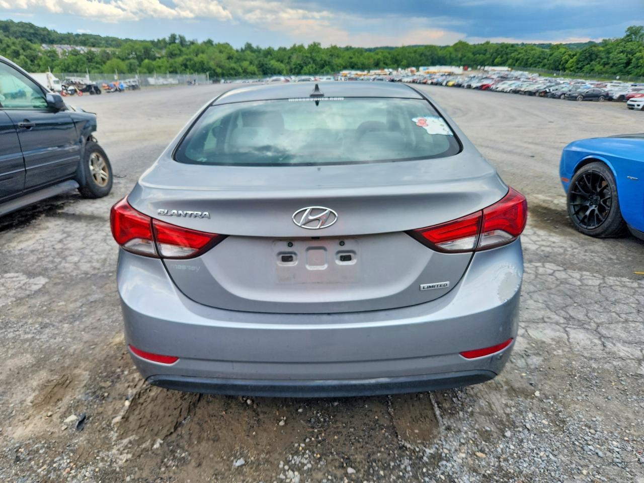2015 Hyundai Elantra Limited - zdjęcie 6
