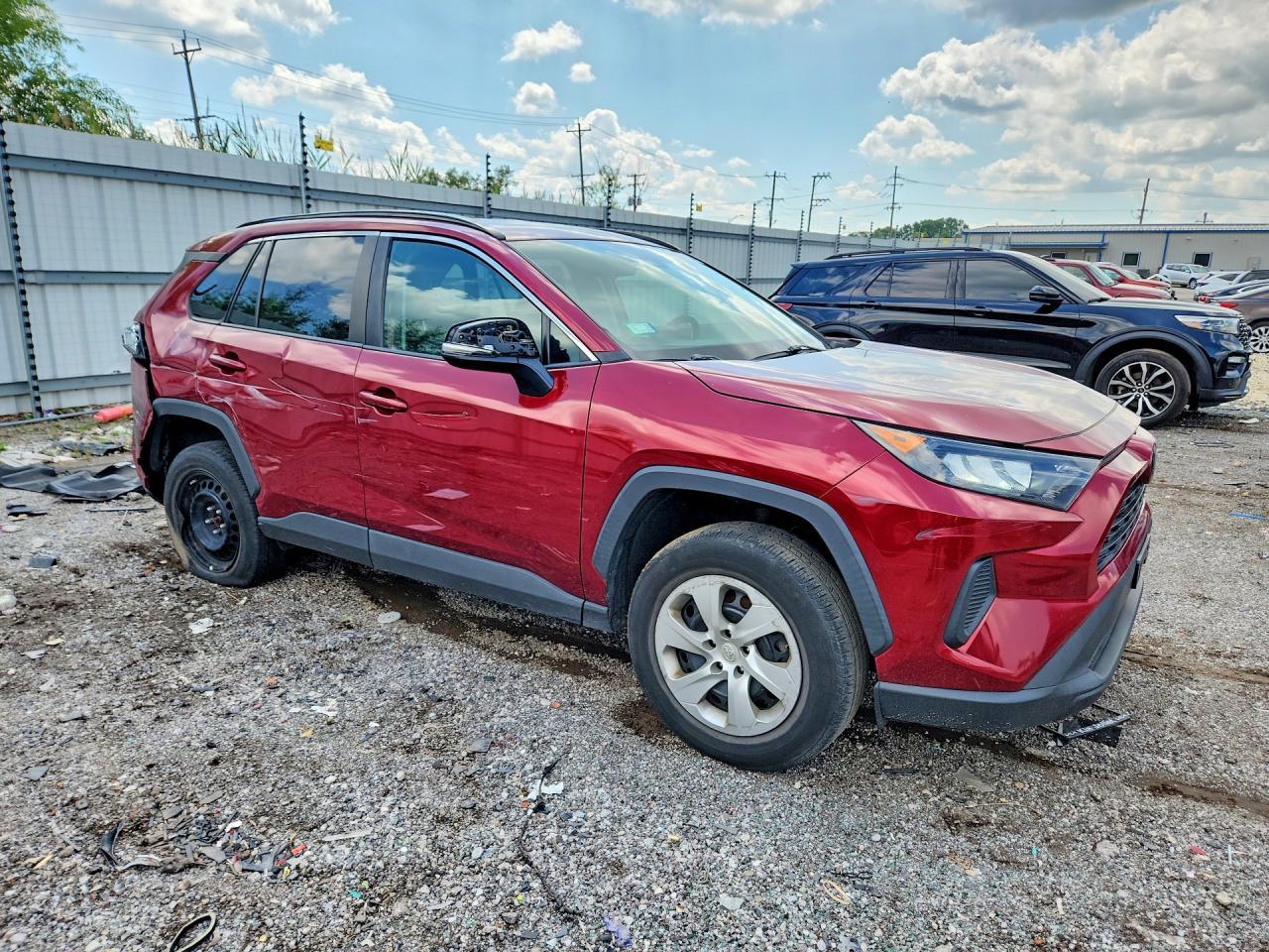 2019 Toyota Rav4 Le - zdjęcie 4
