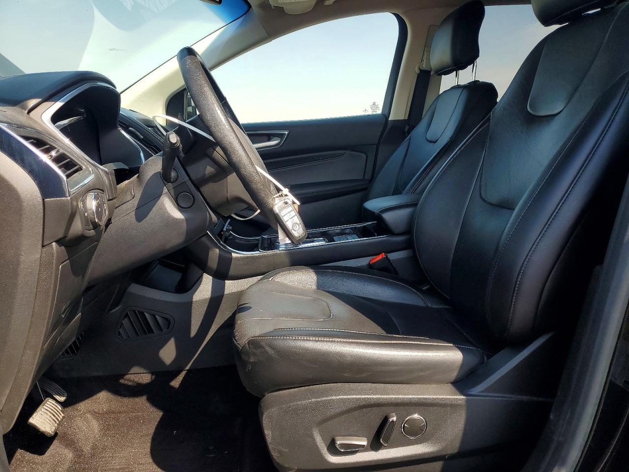 2019 Ford Edge Titanium - zdjęcie 7
