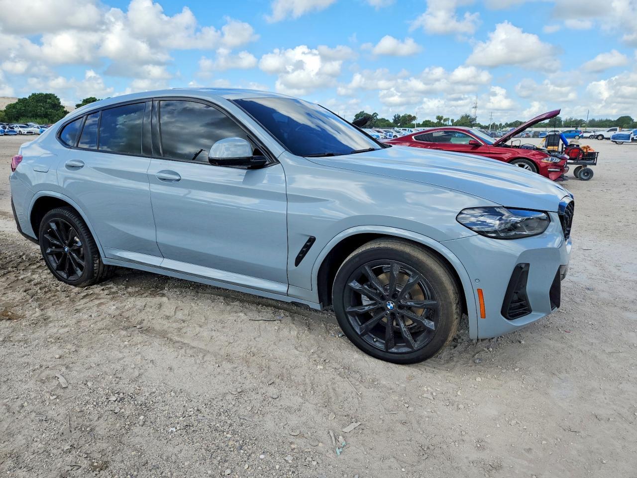 2025 BMW X4 xDrive30I - zdjęcie 4
