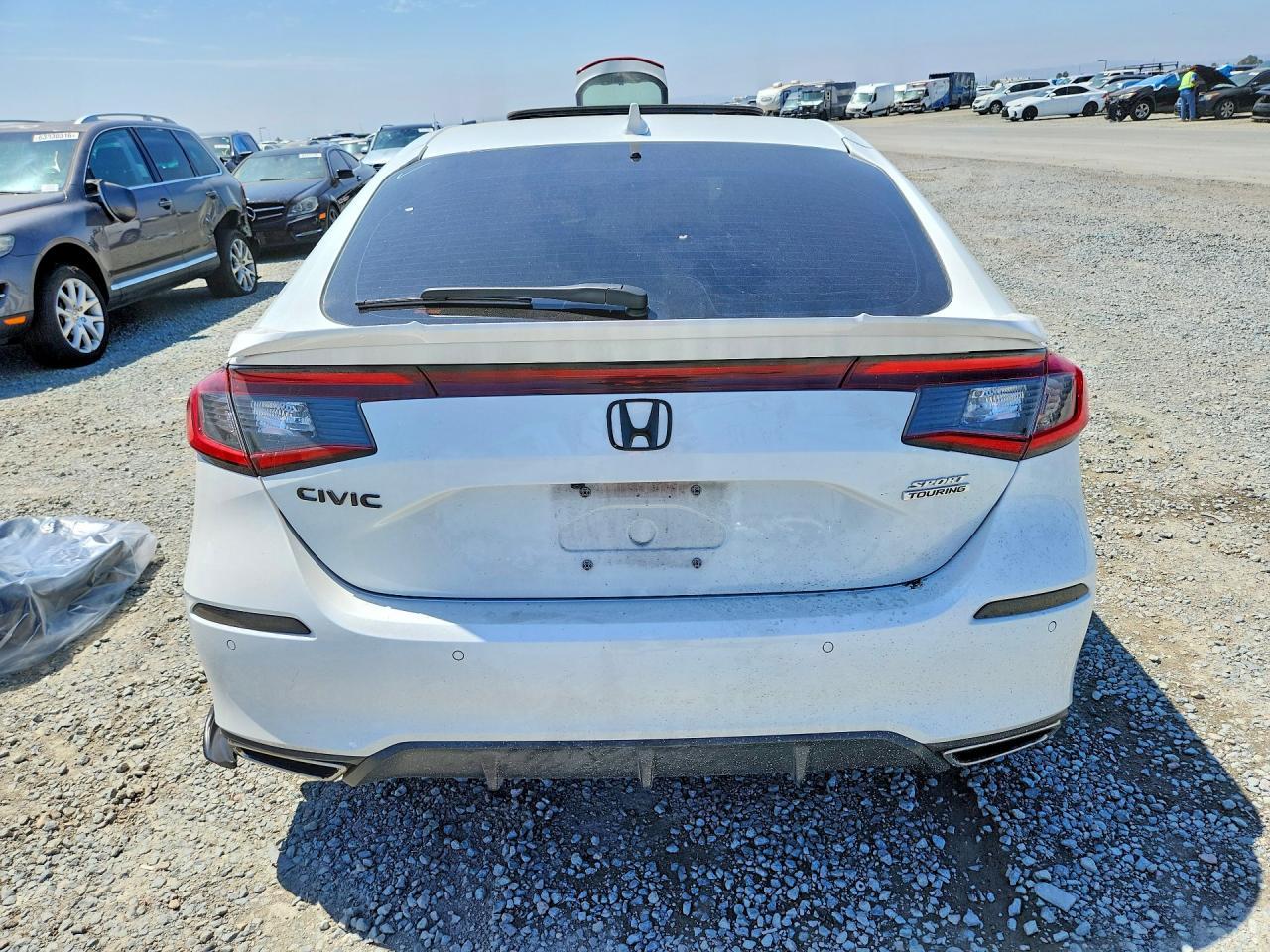 2024 Honda Civic Sport Touring - zdjęcie 6