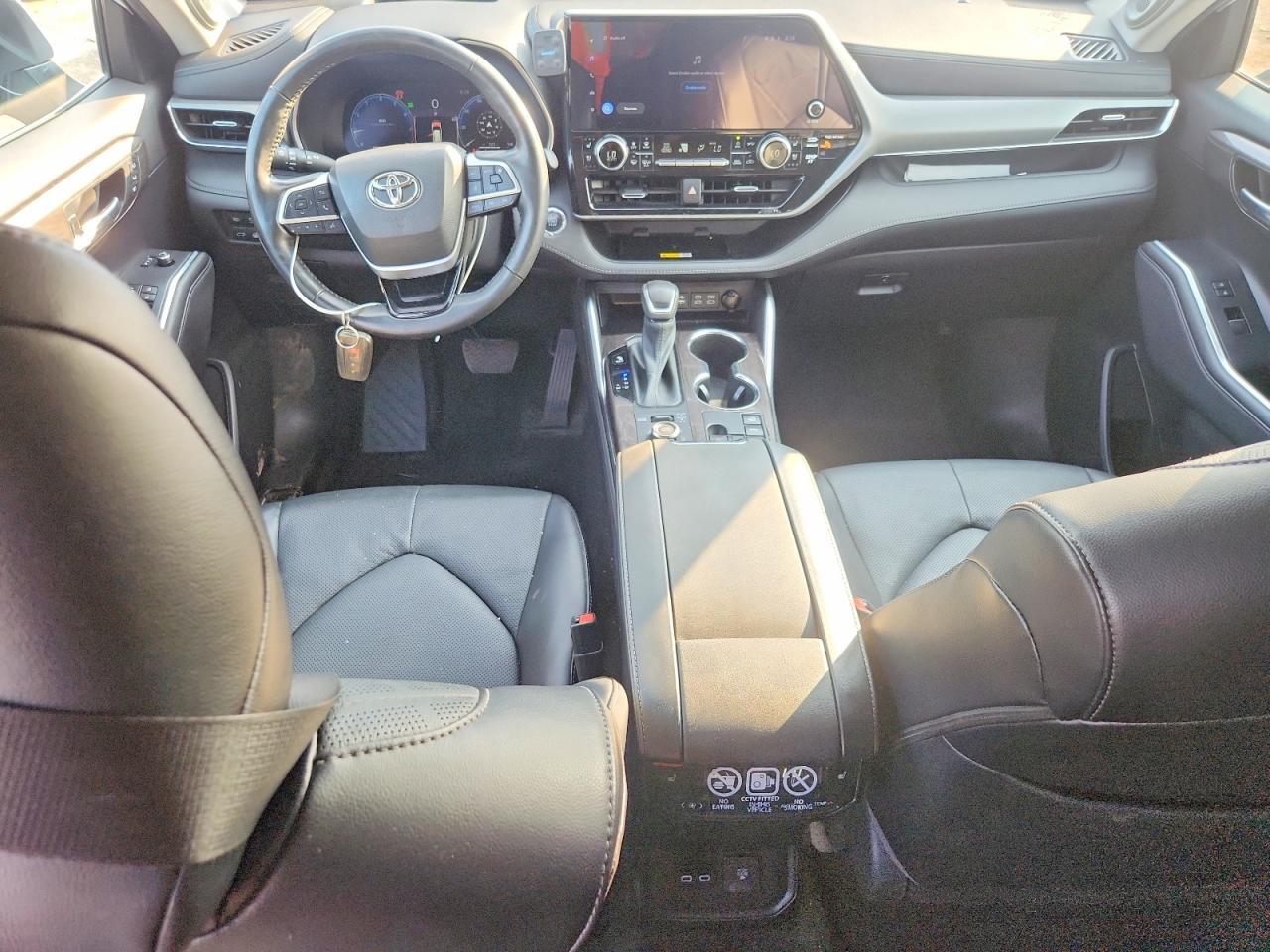 2023 Toyota Highlander Platinum - zdjęcie 8