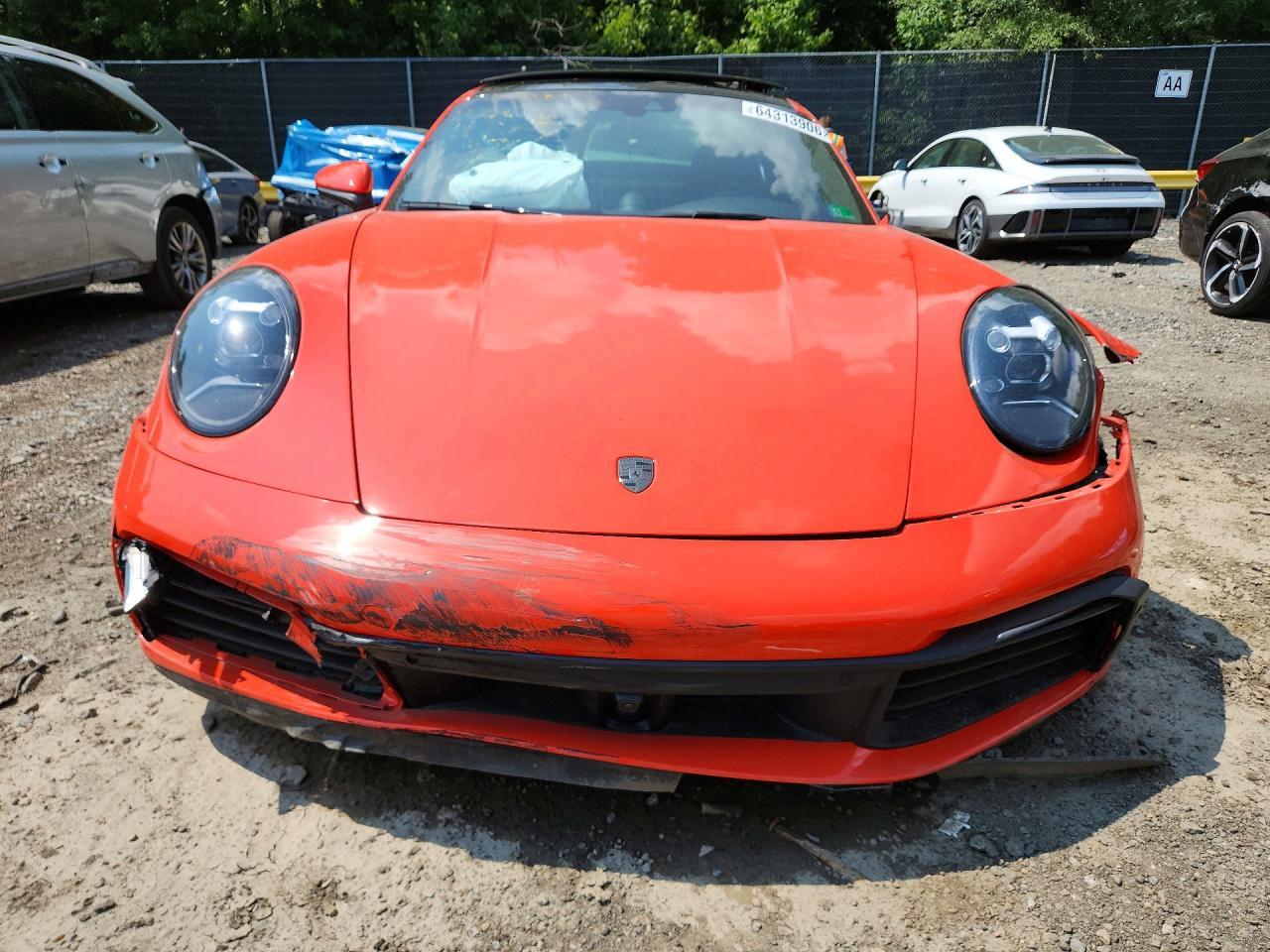 2021 Porsche 911 Carrera S - zdjęcie 5