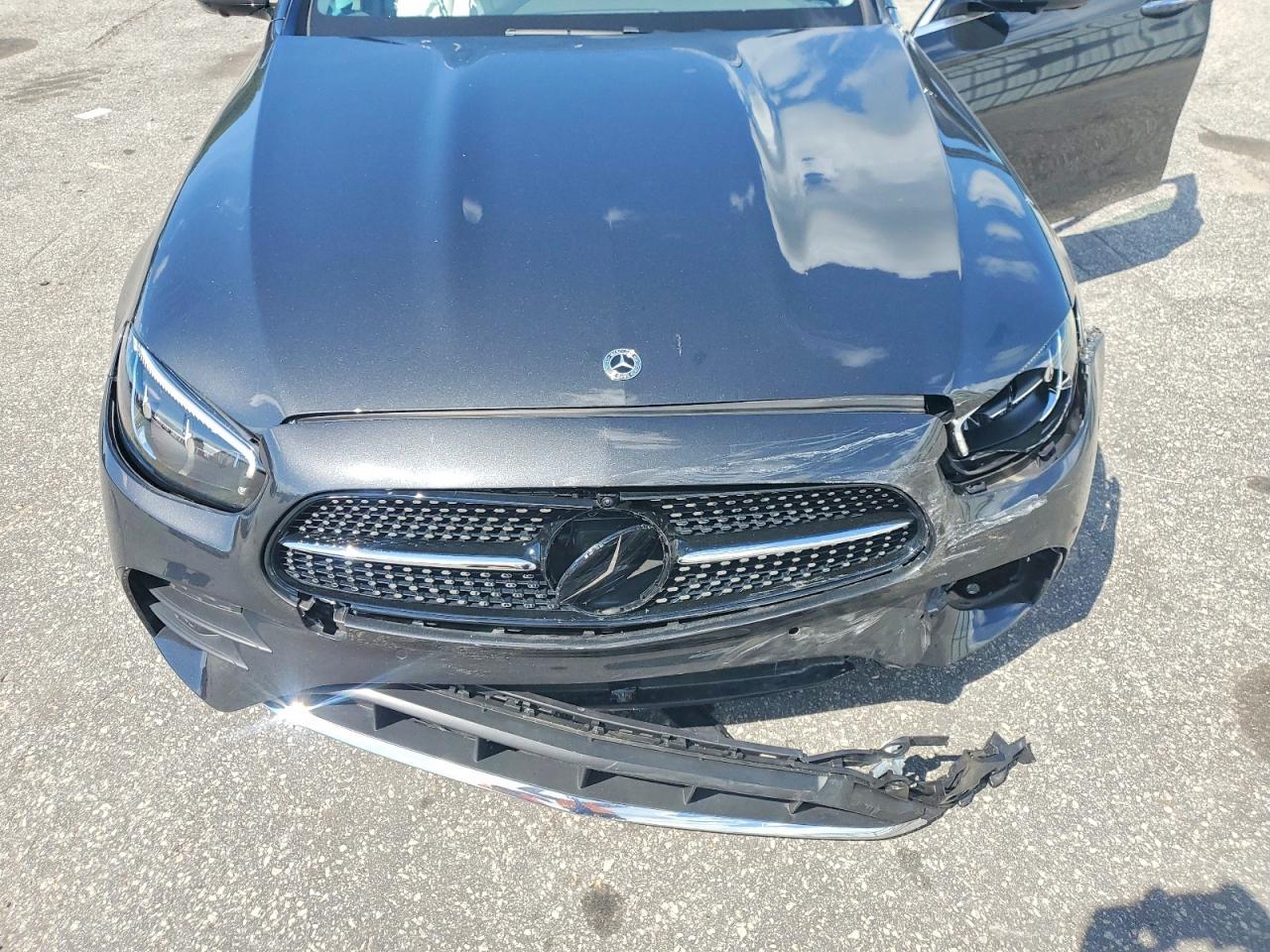 2023 Mercedes-Benz E 350 - zdjęcie 11