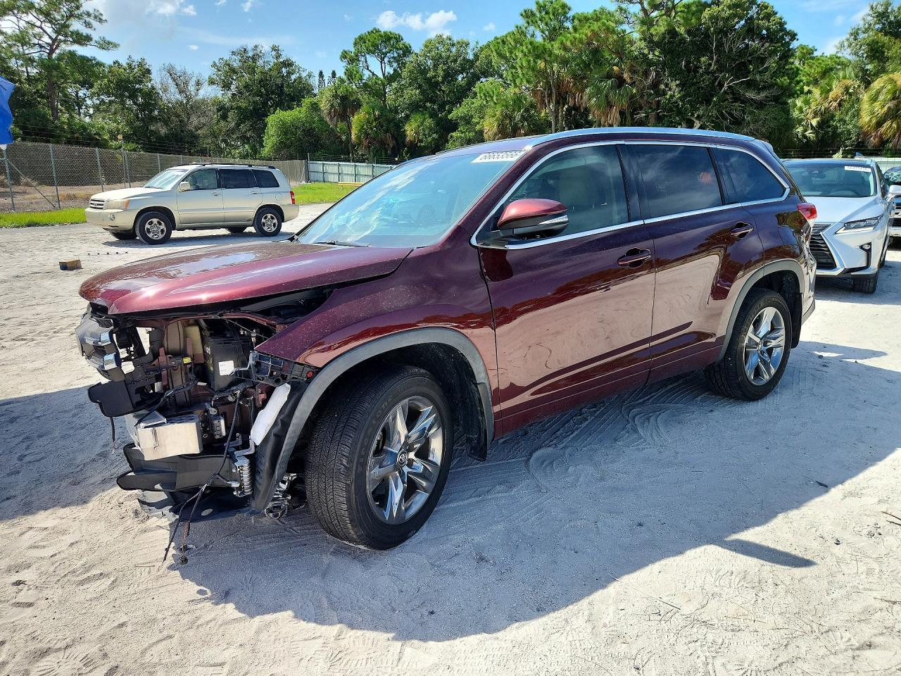 2019 Toyota Highlander Limited Platinum - zdjęcie główne