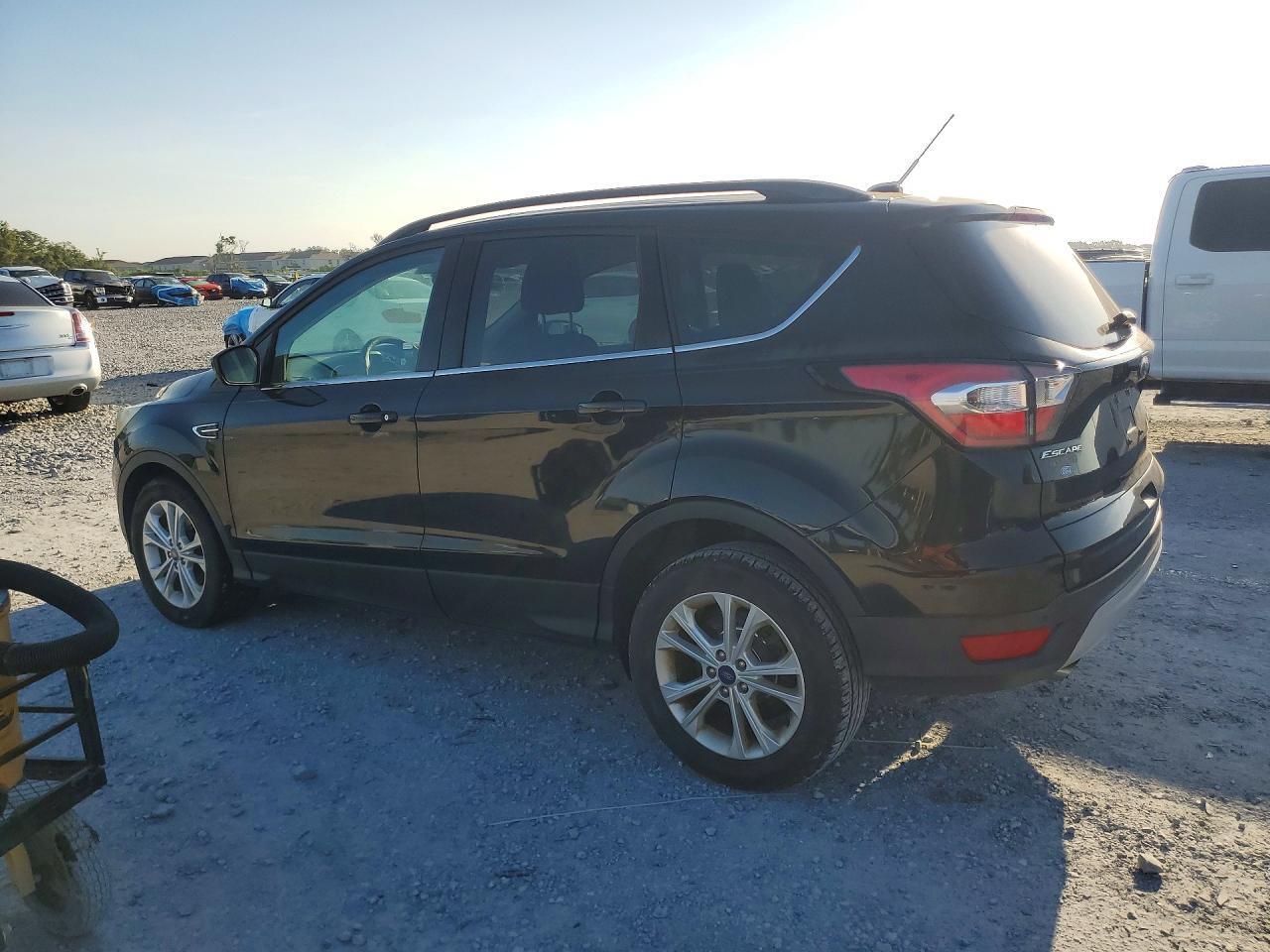 2017 Ford Escape Se - zdjęcie 2