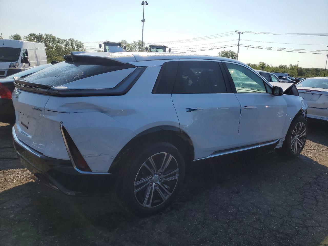 2026 Cadillac Lyriq Luxury - zdjęcie 3