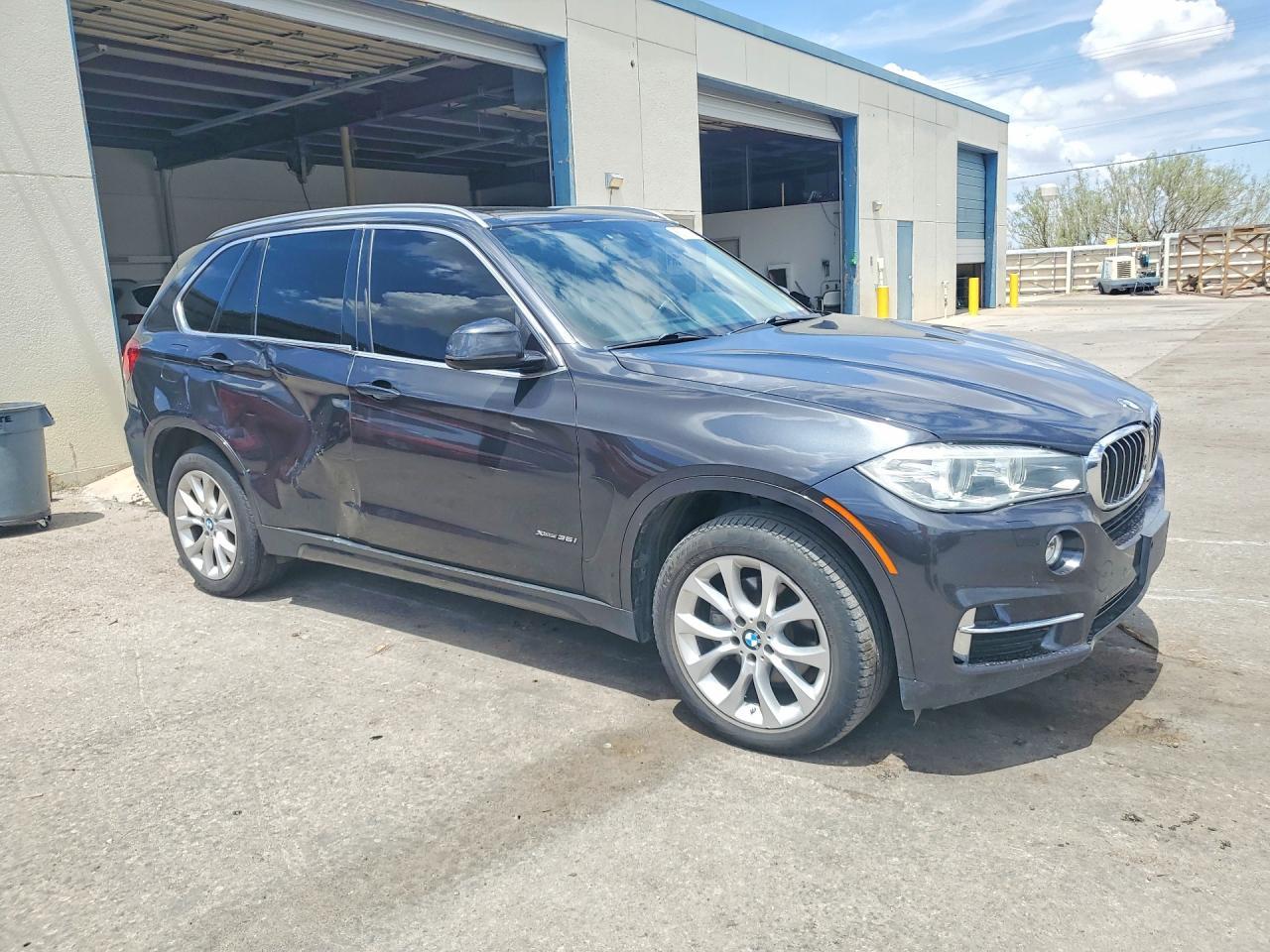 2015 BMW X5 xDrive35I - zdjęcie 4