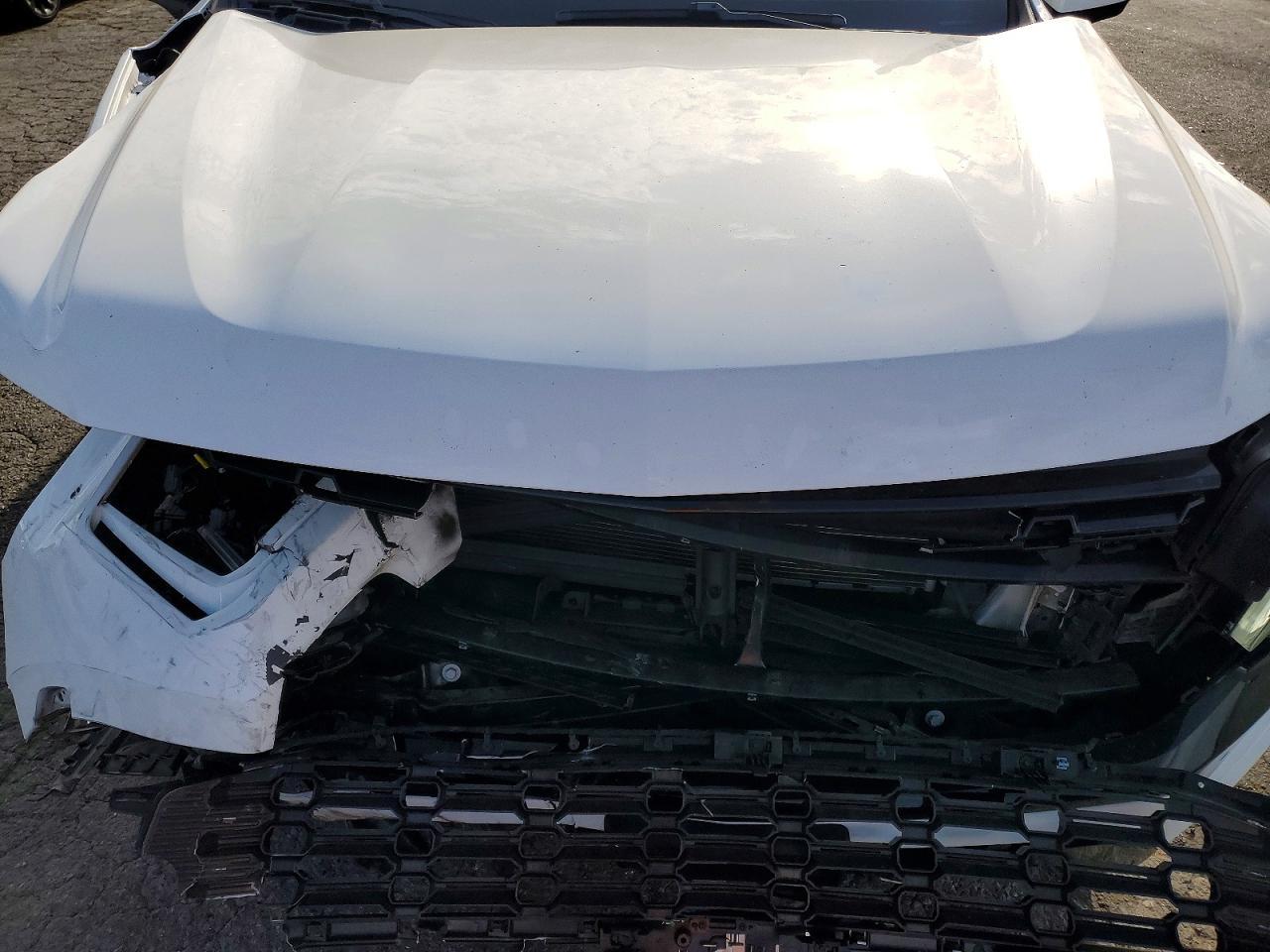 2022 Chevrolet Tahoe K1500 Z71 - zdjęcie 12
