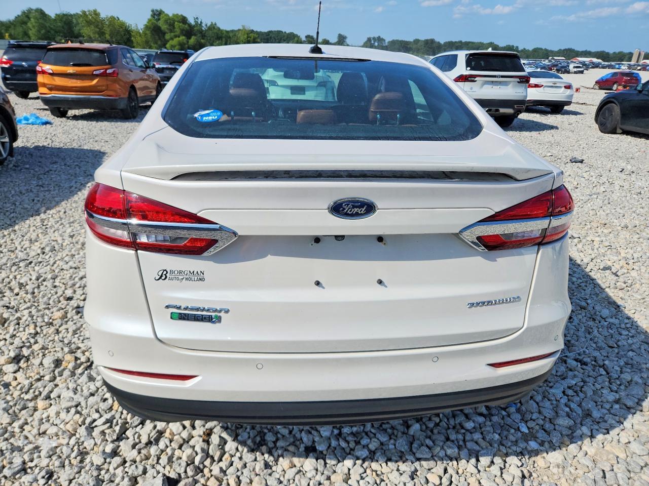 2019 Ford Fusion Titanium - zdjęcie 6