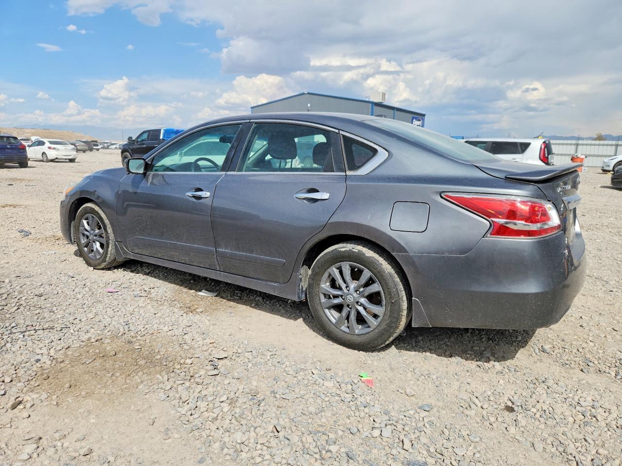 2015 Nissan Altima 2.5 S - zdjęcie 2